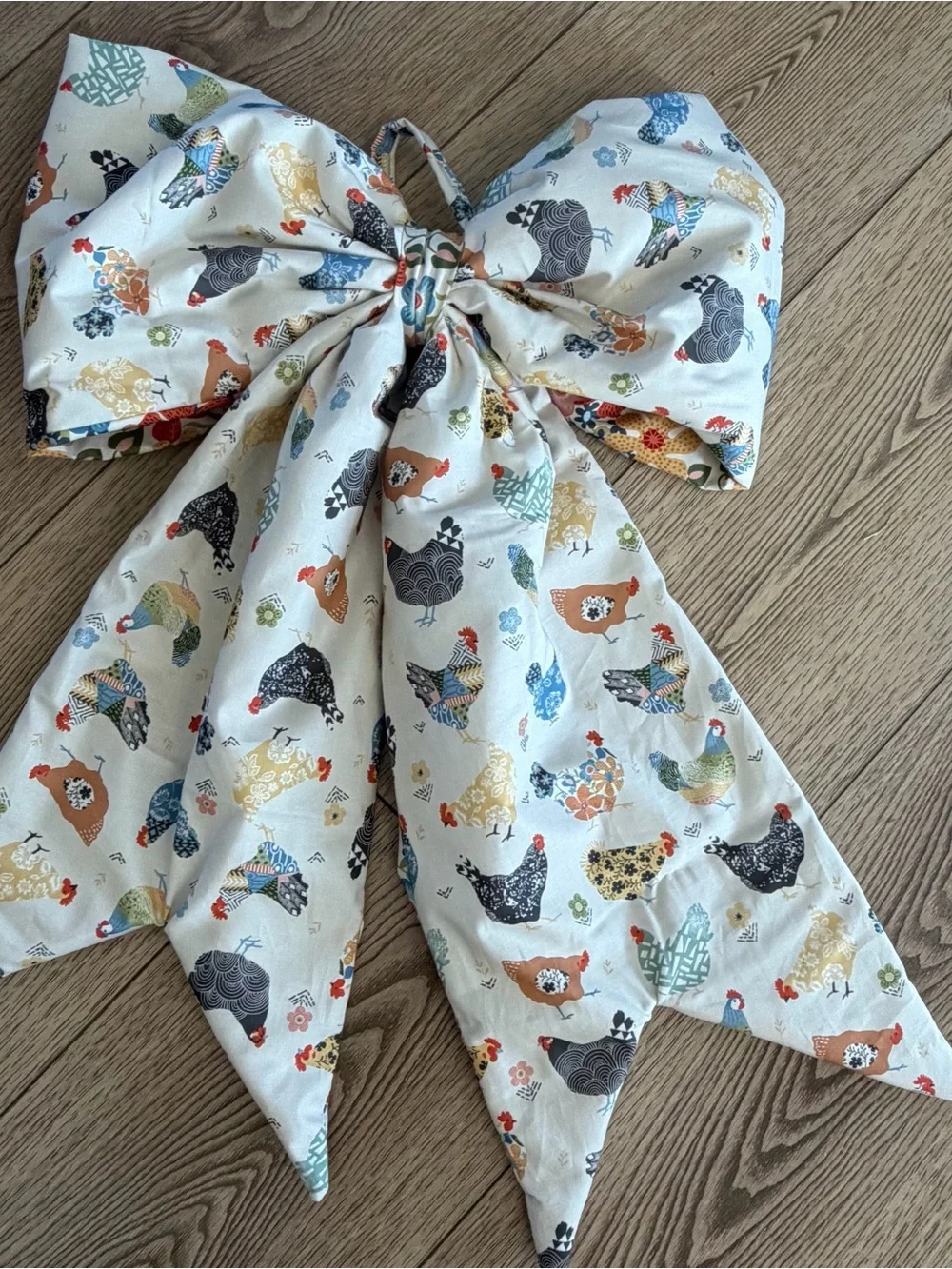 Floral & Farmhouse Reversible Handmade Door Bow - Cream and Multicolor